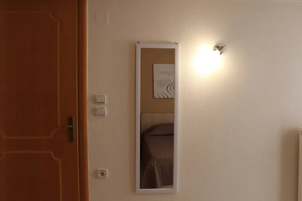 Stay in the most strategic location in Skiathos Town. Antelia Homes location combines the vibrant Skiathos Town with the peace and quiet of the surrounding area, with three apartment options. From couples to families, Antelia Homes caters to everyone's needs, ensuring your comfort during your stay in Skiathos Town.