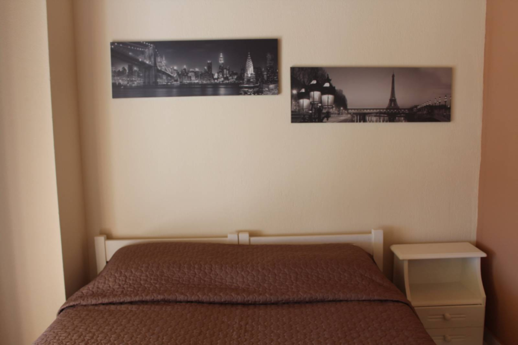 Stay in the most strategic location in Skiathos Town. Antelia Homes location combines the vibrant Skiathos Town with the peace and quiet of the surrounding area, with three apartment options. From couples to families, Antelia Homes caters to everyone's needs, ensuring your comfort during your stay in Skiathos Town.