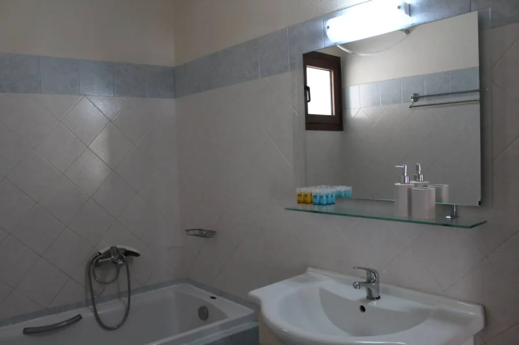 Stay in the most strategic location in Skiathos Town. Antelia Homes location combines the vibrant Skiathos Town with the peace and quiet of the surrounding area, with three apartment options. From couples to families, Antelia Homes caters to everyone's needs, ensuring your comfort during your stay in Skiathos Town.