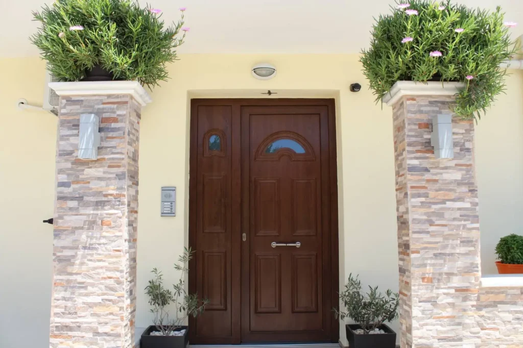 Stay in the most strategic location in Skiathos Town. Antelia Homes location combines the vibrant Skiathos Town with the peace and quiet of the surrounding area, with three apartment options. From couples to families, Antelia Homes caters to everyone's needs, ensuring your comfort during your stay in Skiathos Town.