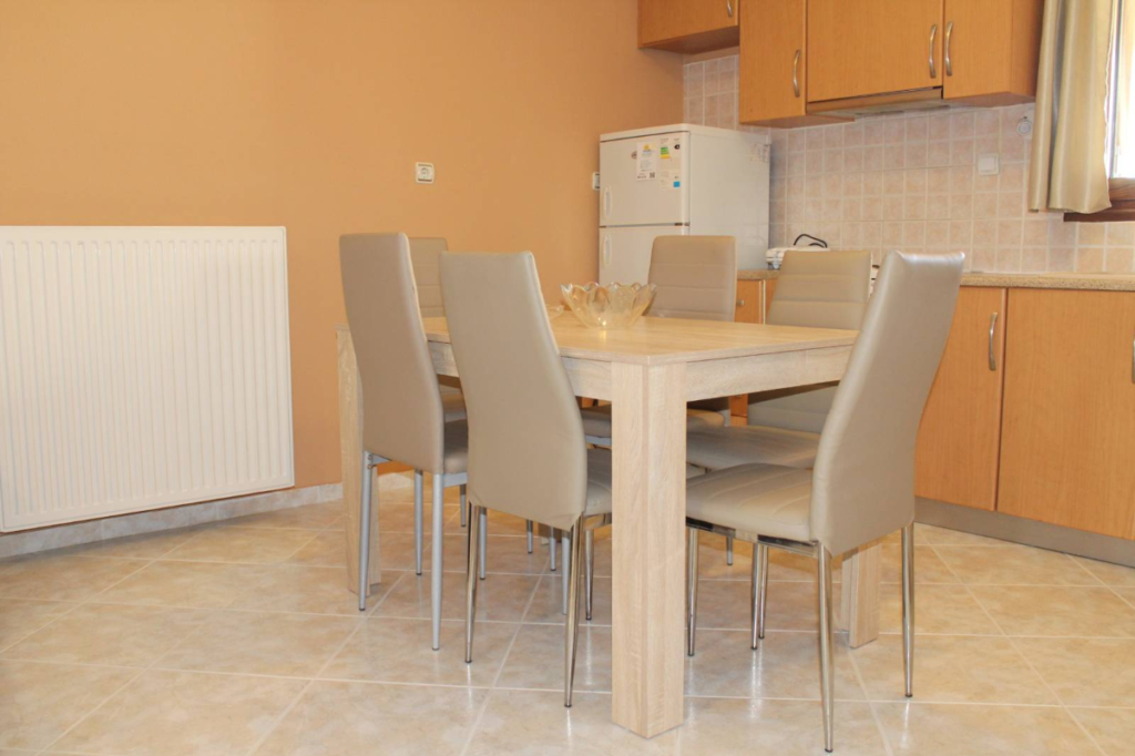 Stay in the most strategic location in Skiathos Town. Antelia Homes location combines the vibrant Skiathos Town with the peace and quiet of the surrounding area, with three apartment options. From couples to families, Antelia Homes caters to everyone's needs, ensuring your comfort during your stay in Skiathos Town.