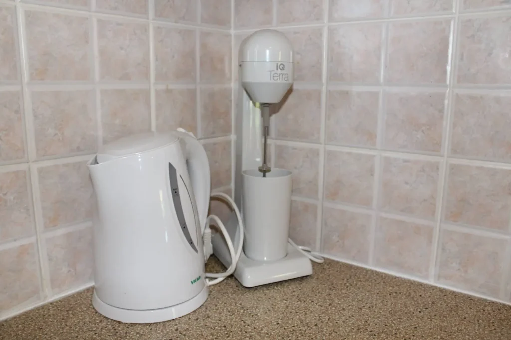 Stay in the most strategic location in Skiathos Town. Antelia Homes location combines the vibrant Skiathos Town with the peace and quiet of the surrounding area, with three apartment options. From couples to families, Antelia Homes caters to everyone's needs, ensuring your comfort during your stay in Skiathos Town.