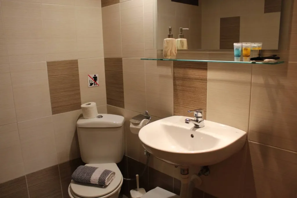 Stay in the most strategic location in Skiathos Town. Antelia Homes location combines the vibrant Skiathos Town with the peace and quiet of the surrounding area, with three apartment options. From couples to families, Antelia Homes caters to everyone's needs, ensuring your comfort during your stay in Skiathos Town.