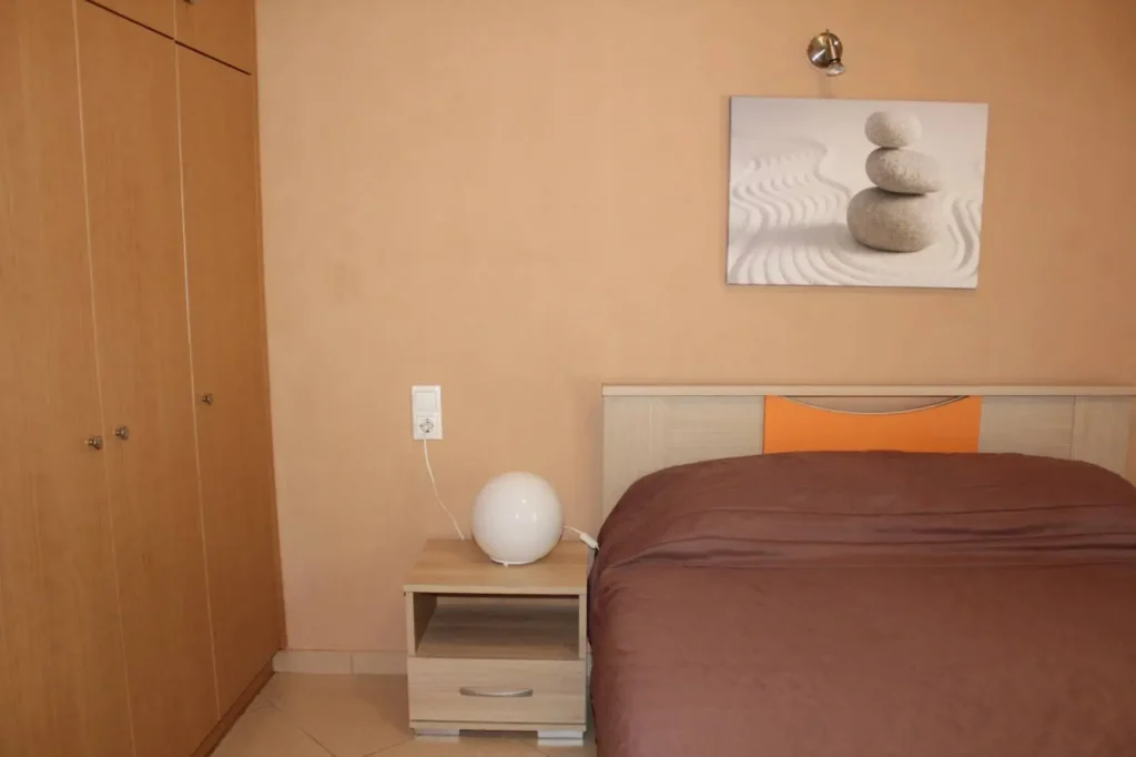 Stay in the most strategic location in Skiathos Town. Antelia Homes location combines the vibrant Skiathos Town with the peace and quiet of the surrounding area, with three apartment options. From couples to families, Antelia Homes caters to everyone's needs, ensuring your comfort during your stay in Skiathos Town.