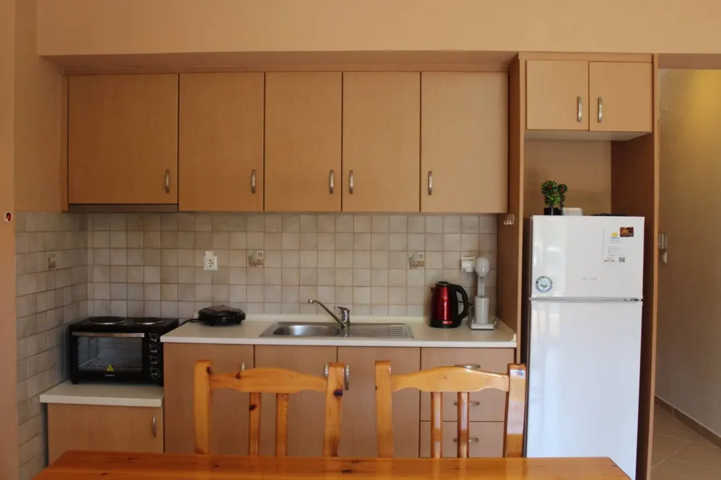 Stay in the most strategic location in Skiathos Town. Antelia Homes location combines the vibrant Skiathos Town with the peace and quiet of the surrounding area, with three apartment options. From couples to families, Antelia Homes caters to everyone's needs, ensuring your comfort during your stay in Skiathos Town.