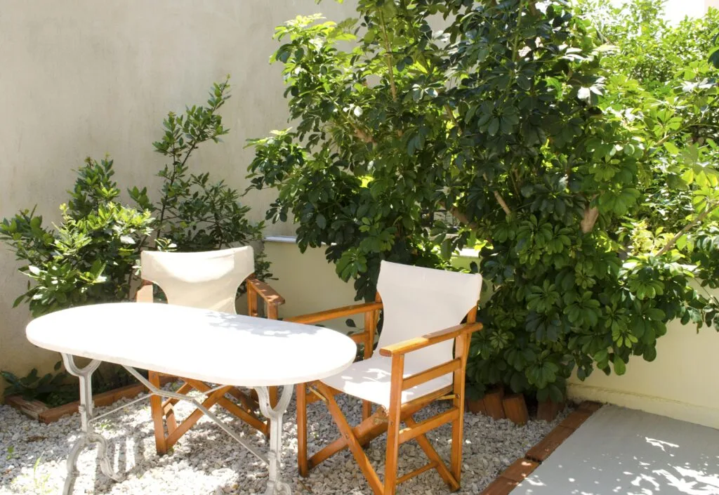 Stay in the most strategic location in Skiathos Town. Antelia Homes location combines the vibrant Skiathos Town with the peace and quiet of the surrounding area, with three apartment options. From couples to families, Antelia Homes caters to everyone's needs, ensuring your comfort during your stay in Skiathos Town.